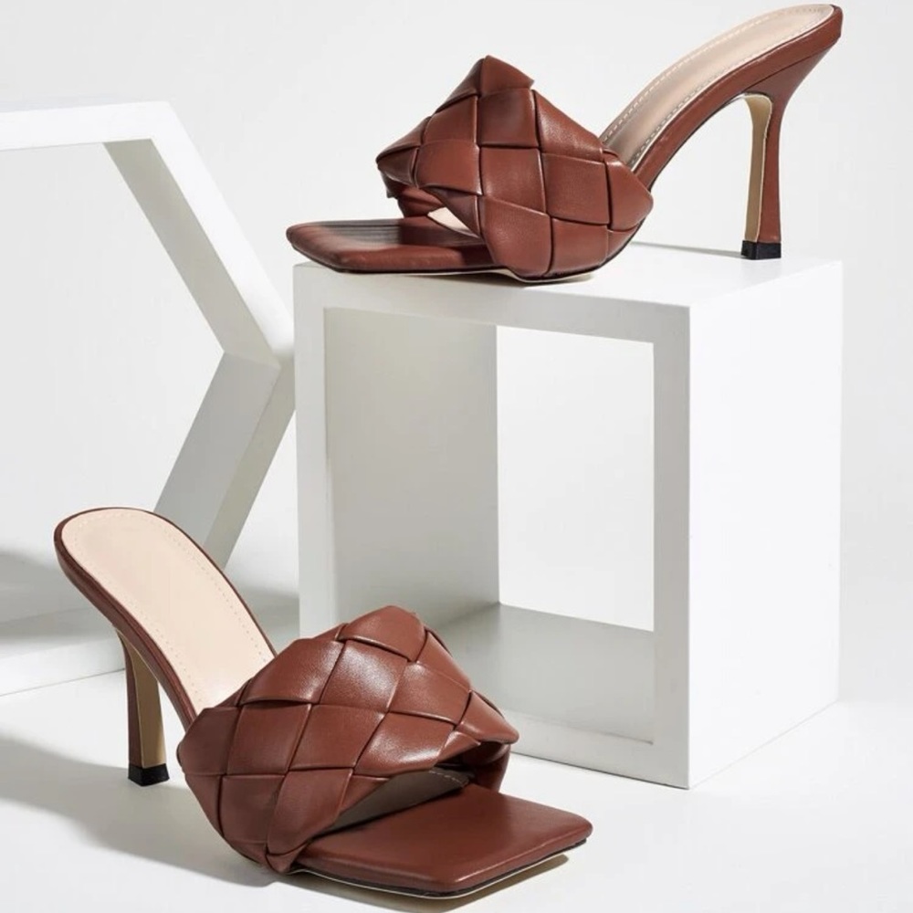 Open Toe Braided Band Heeled Mules